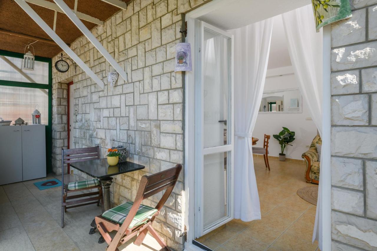 Apartman Aleksandra PUY 외부 사진